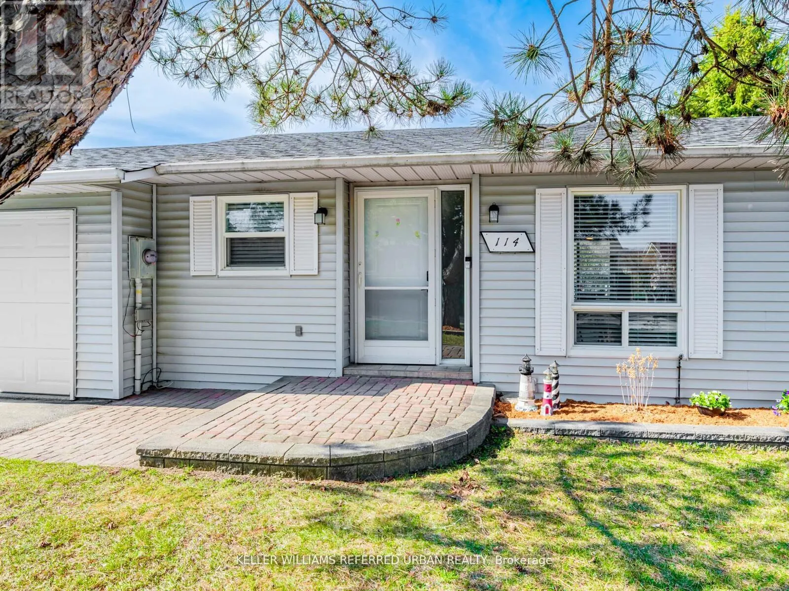 114 TECUMSETH PINES DRIVE
