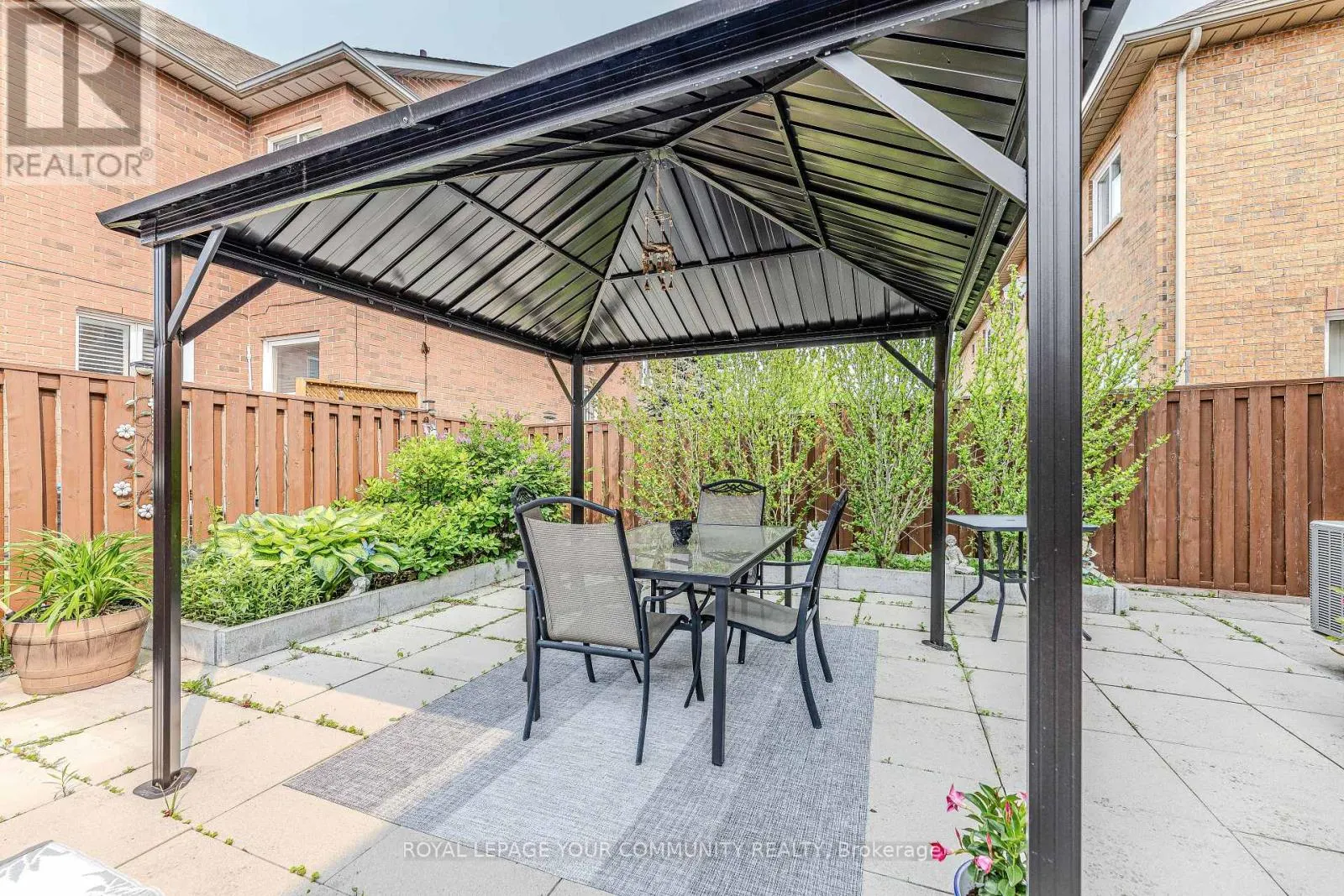 78 TANIA CRESCENT
