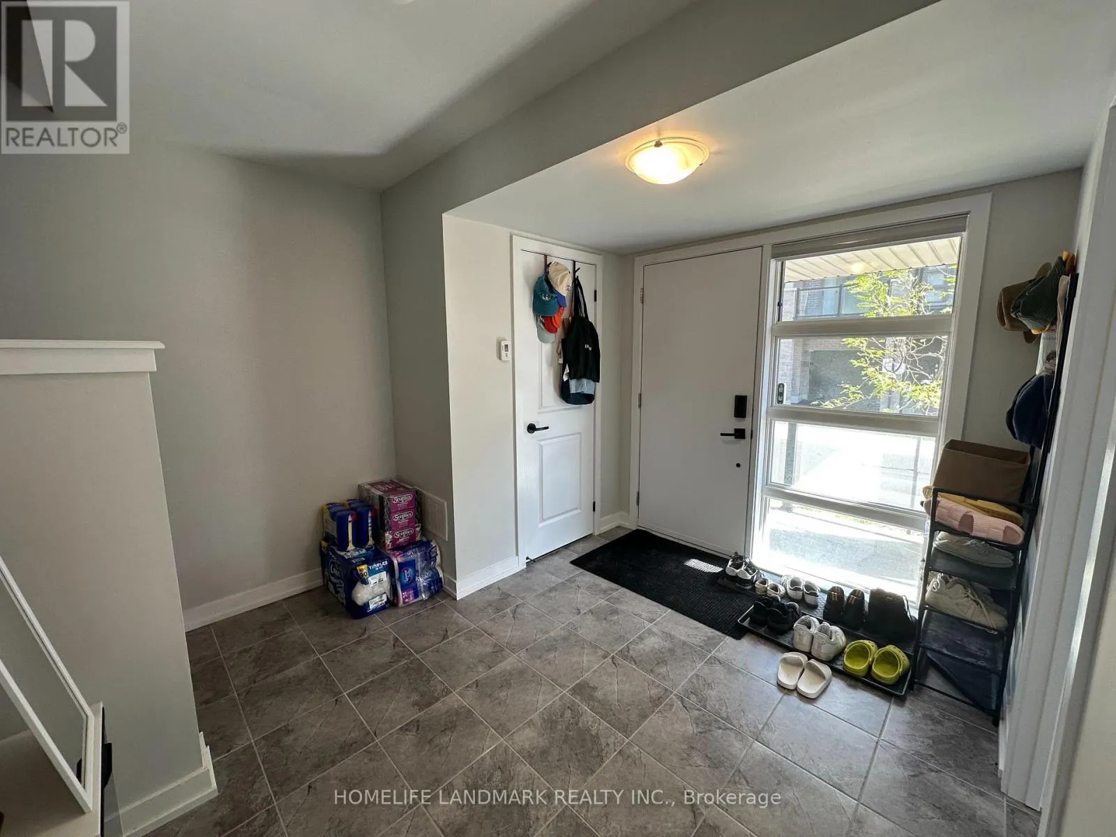 21 GOTHENBURG LANE