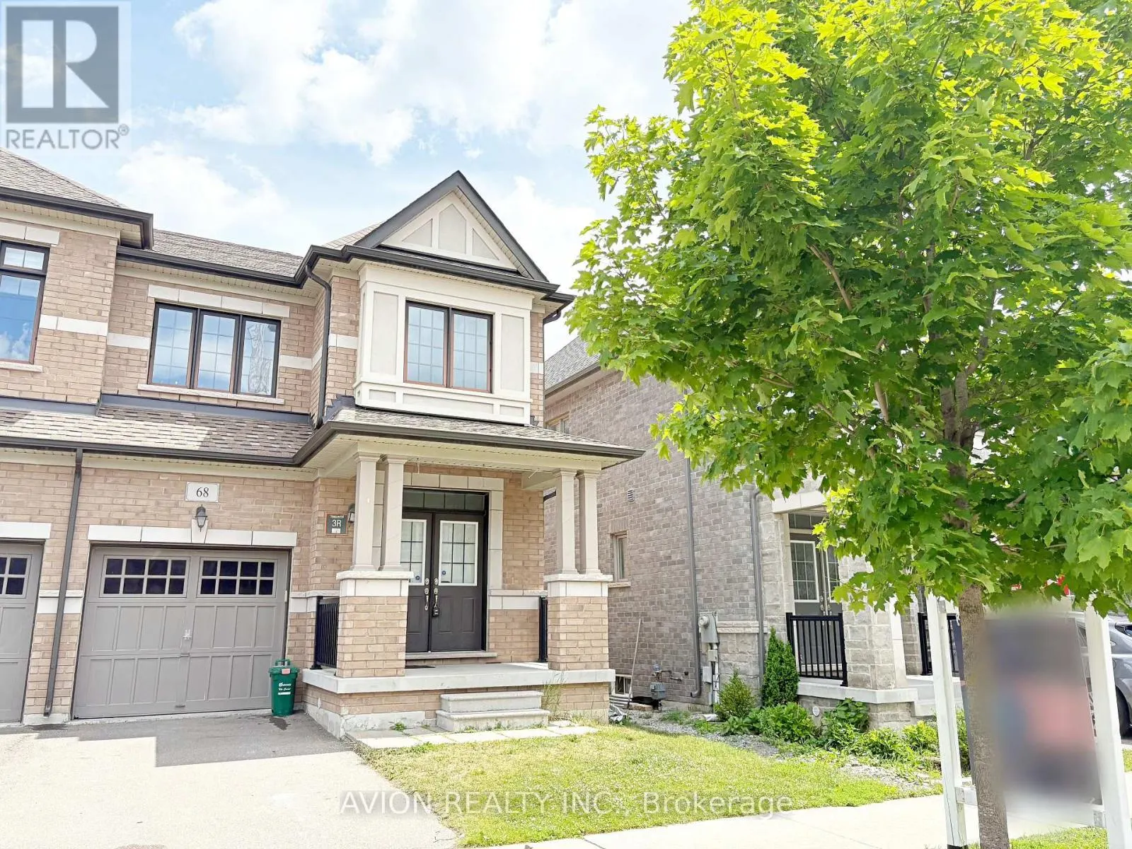 68 COLLIER CRESCENT