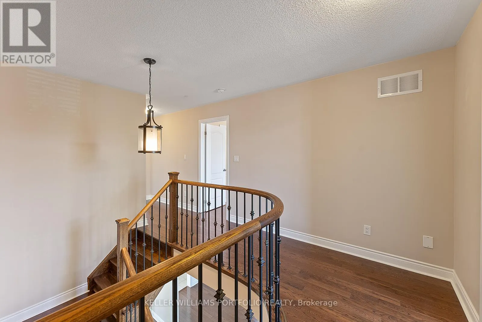 1096 SHERMAN BROCK CIRCLE
