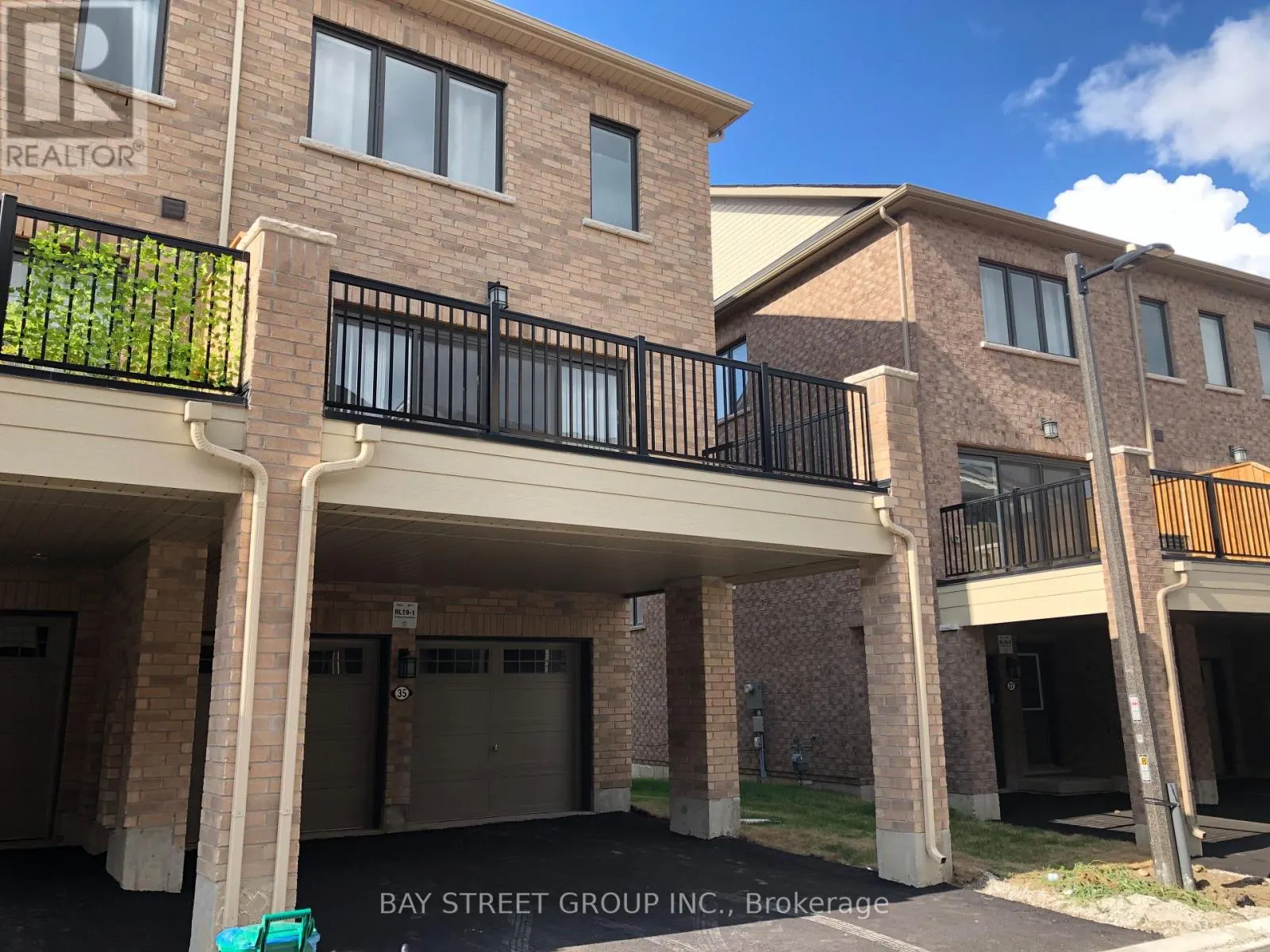 35 GEORGE PEACH AVENUE