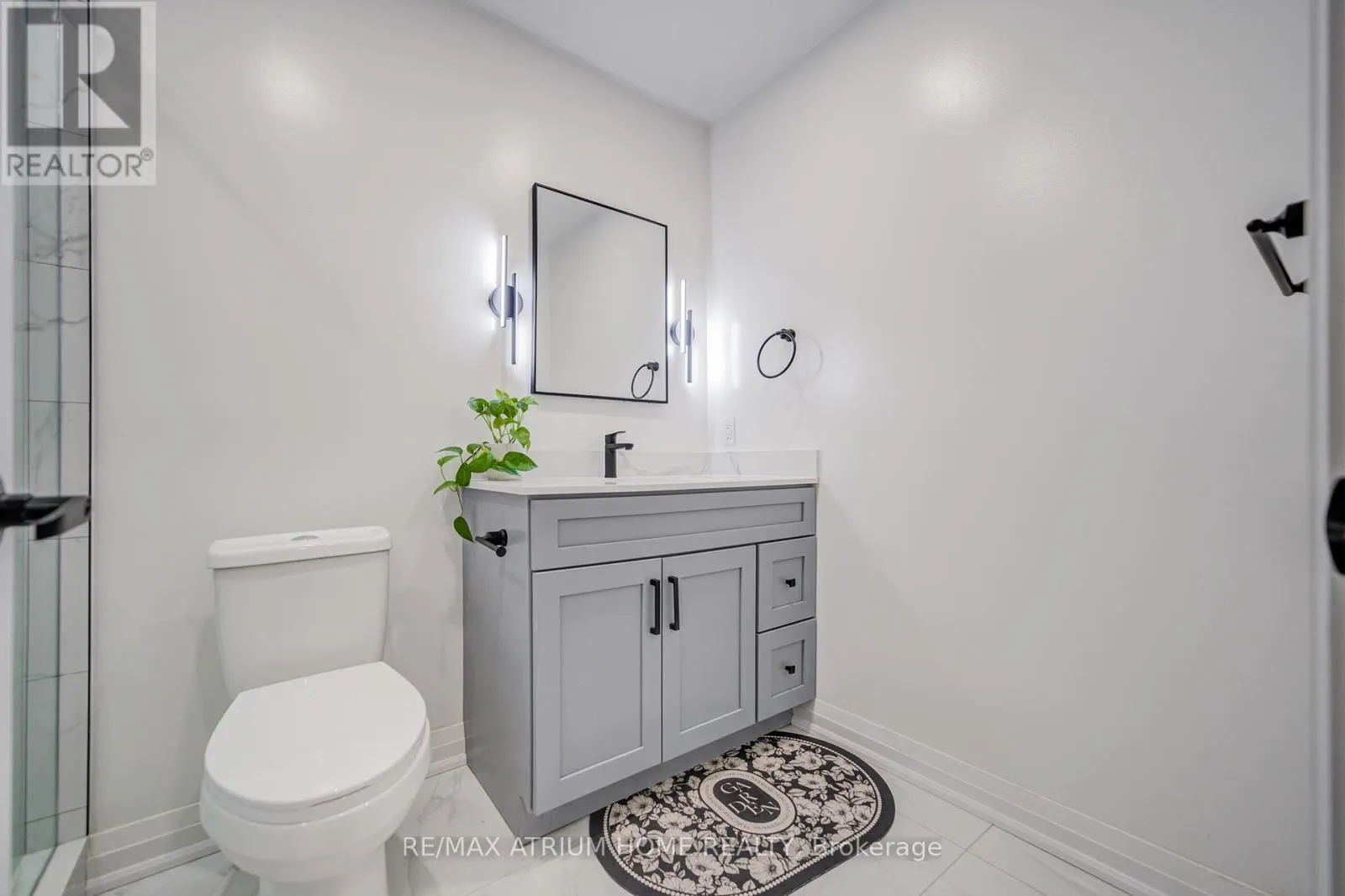 37 LANDSDOWN CRESCENT