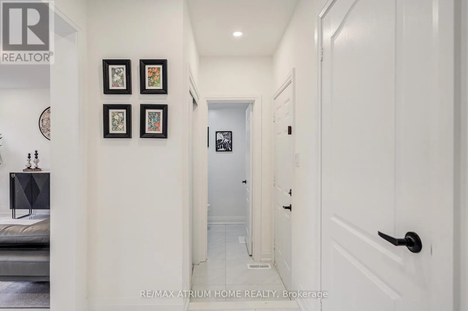 37 LANDSDOWN CRESCENT