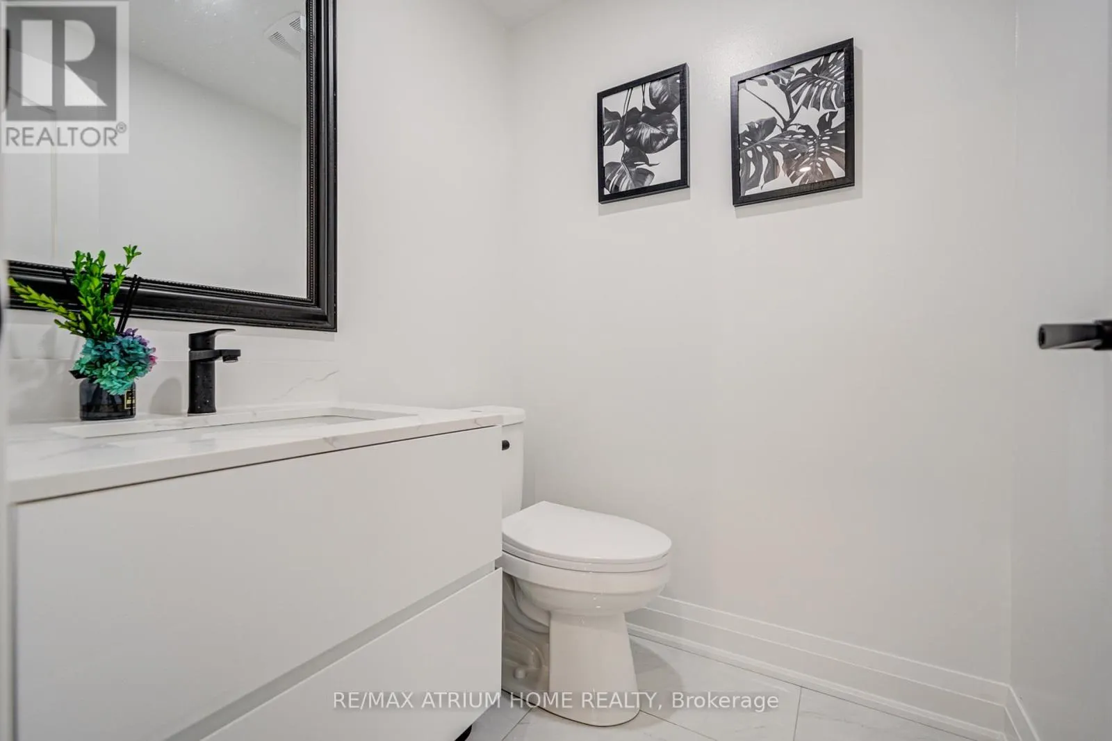 37 LANDSDOWN CRESCENT