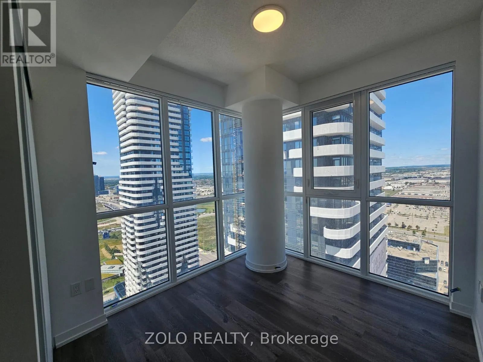 3503 - 28 INTERCHANGE WAY