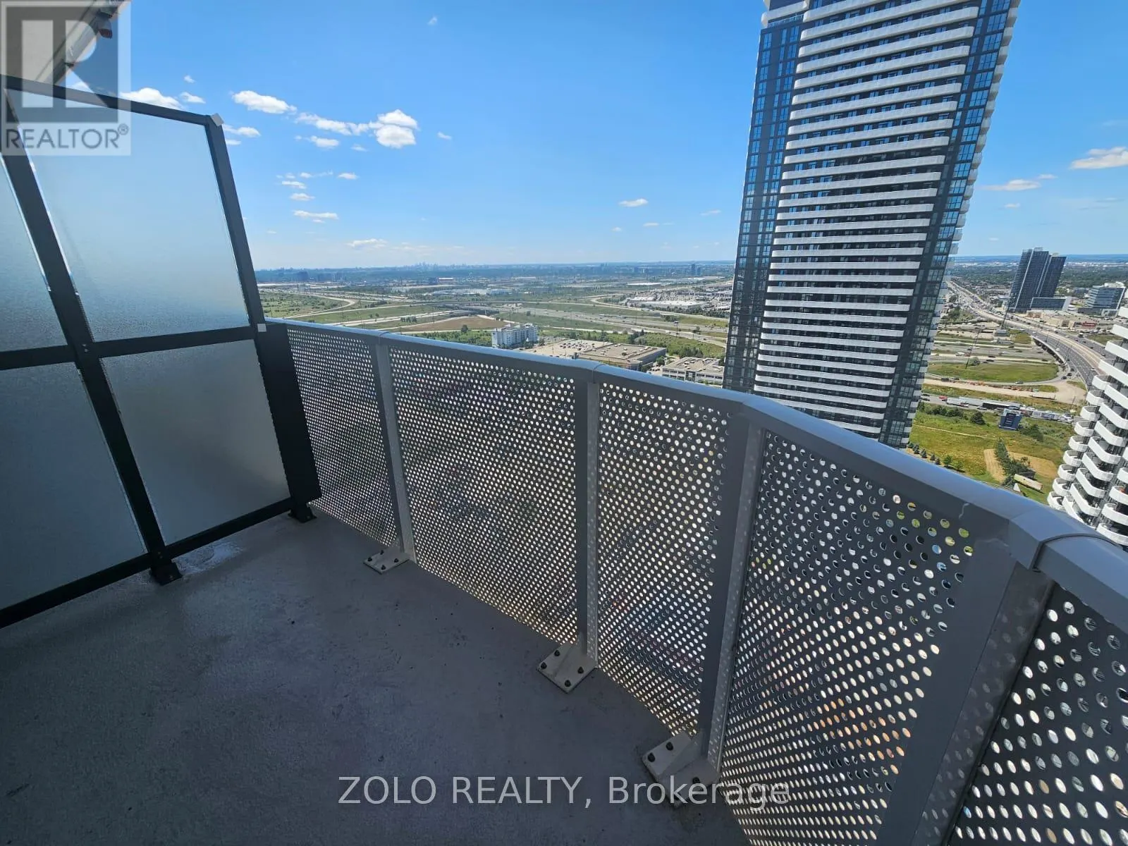 3503 - 28 INTERCHANGE WAY