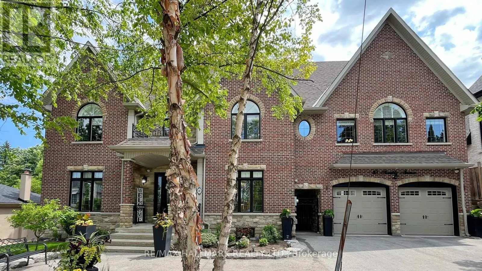 83 HAMBLY AVENUE