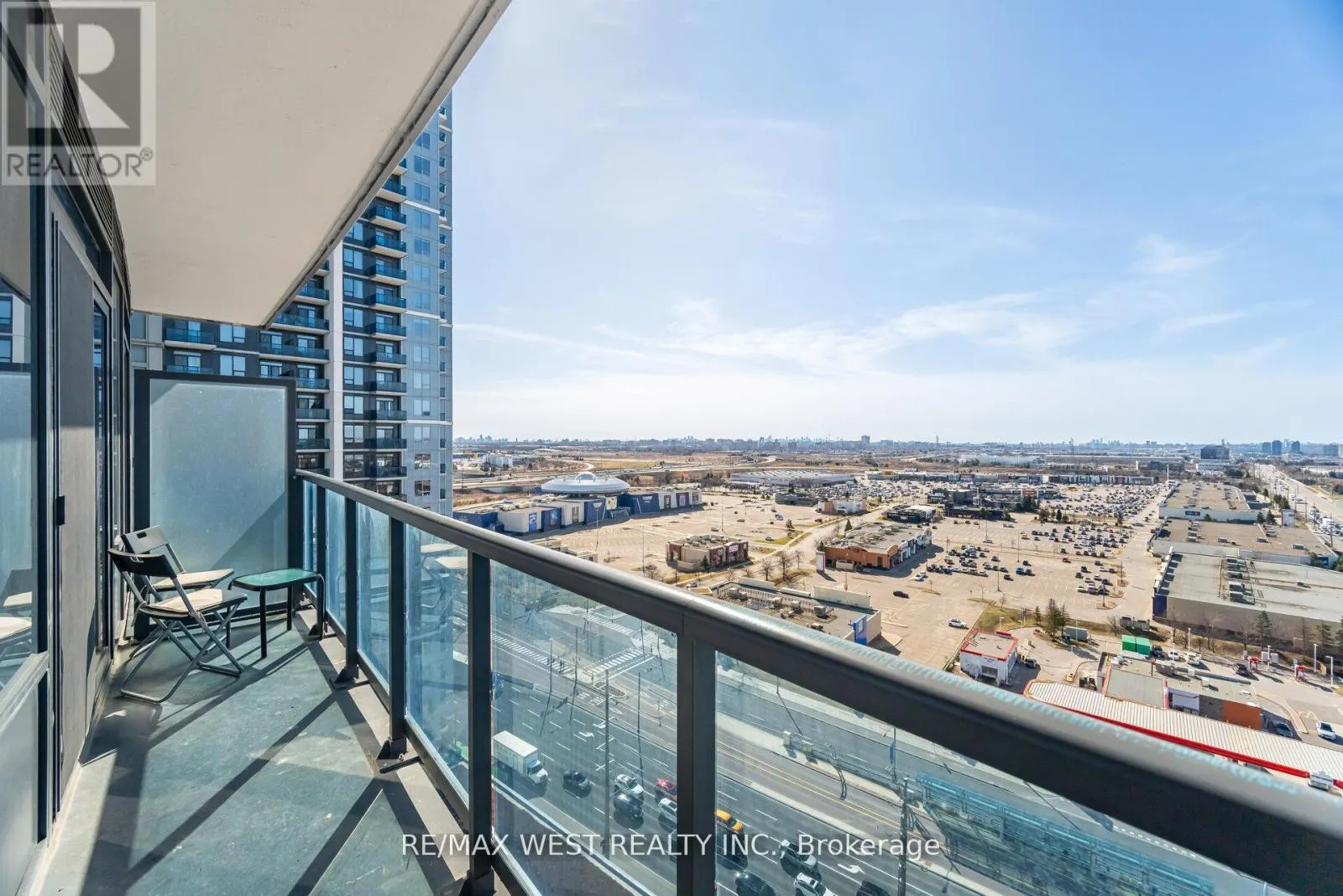 1704 - 3700 HIGHWAY 7