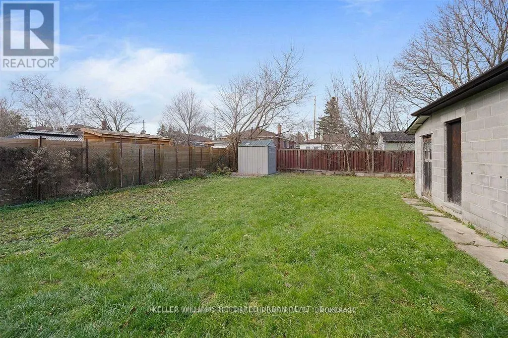 LOWER - 86 MORGAN AVENUE