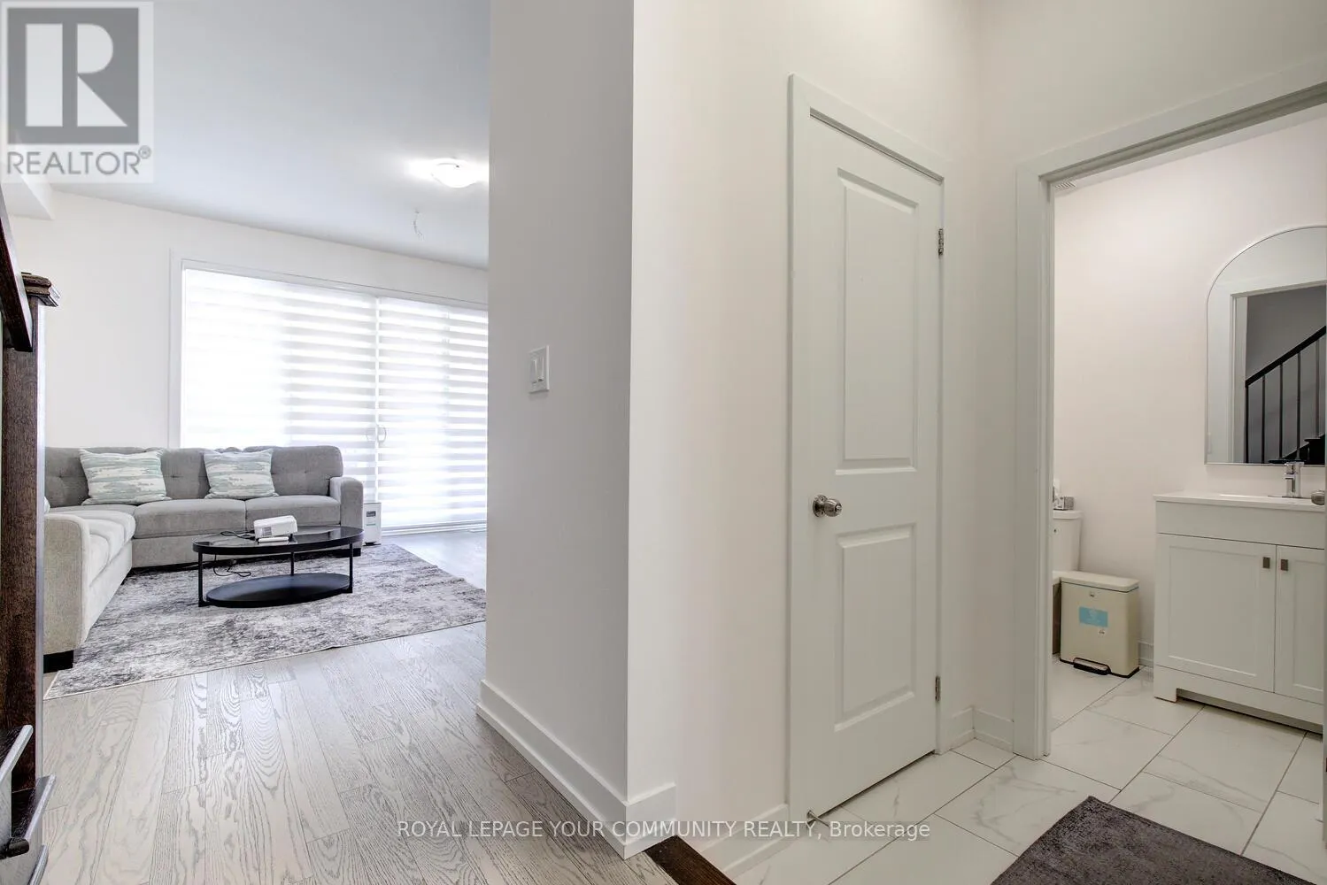 16 GLENNGARRY CRESCENT