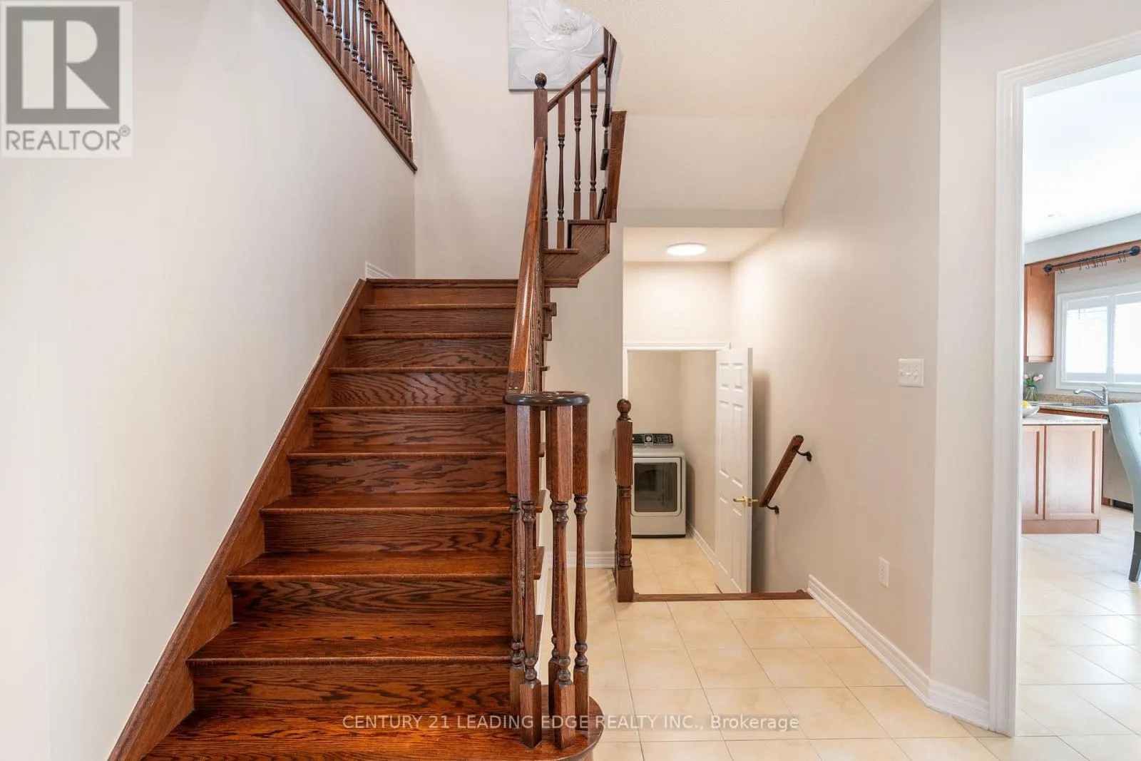 1163 STUFFLES CRESCENT