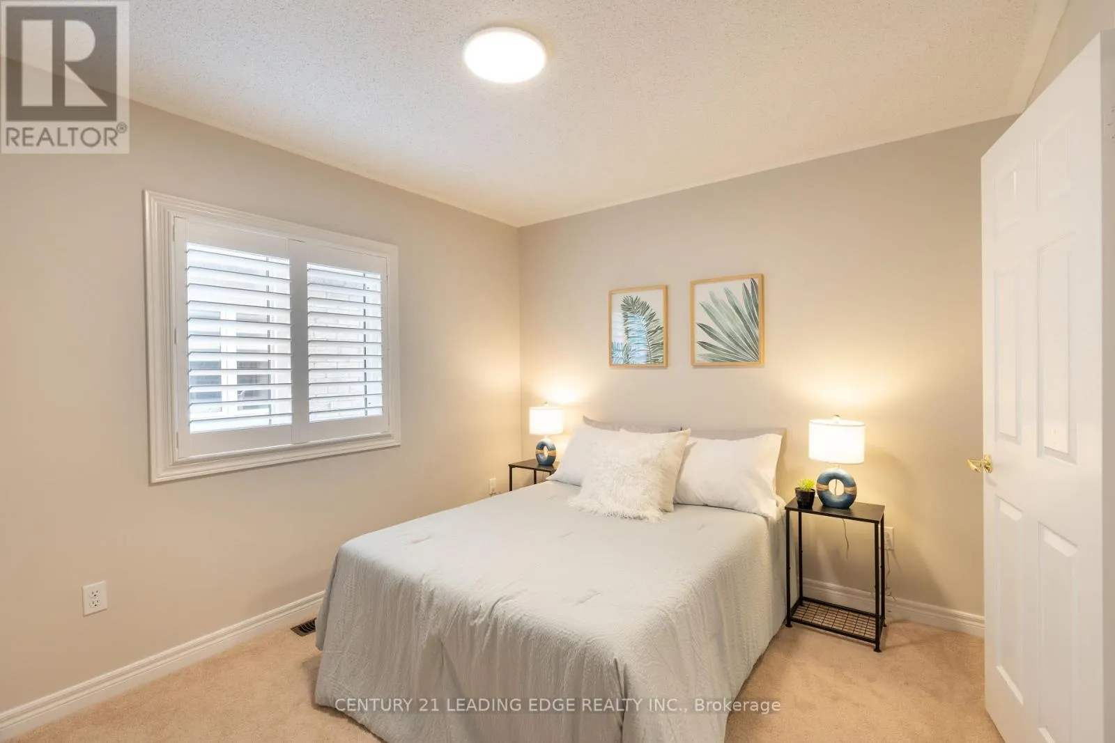 1163 STUFFLES CRESCENT
