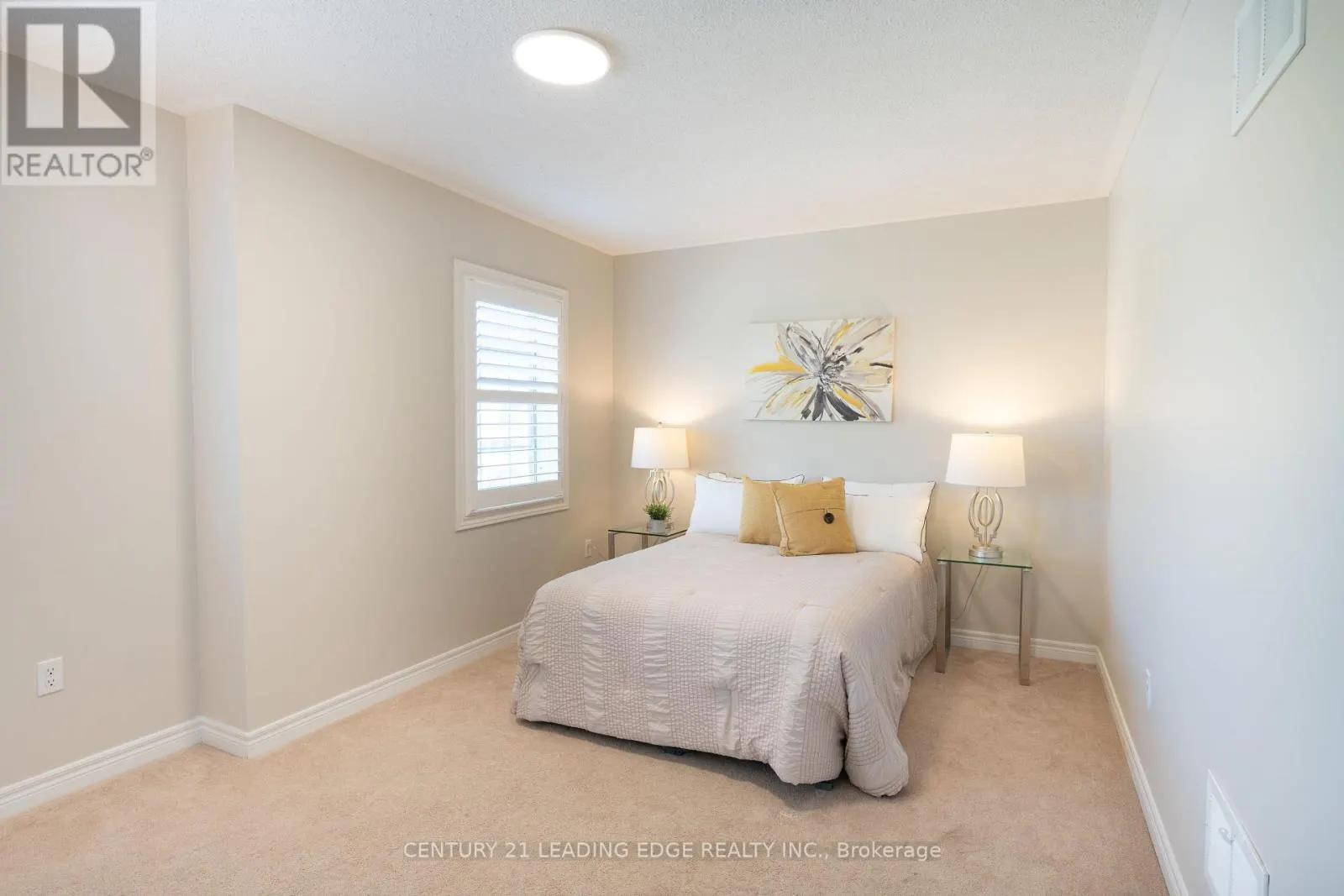 1163 STUFFLES CRESCENT