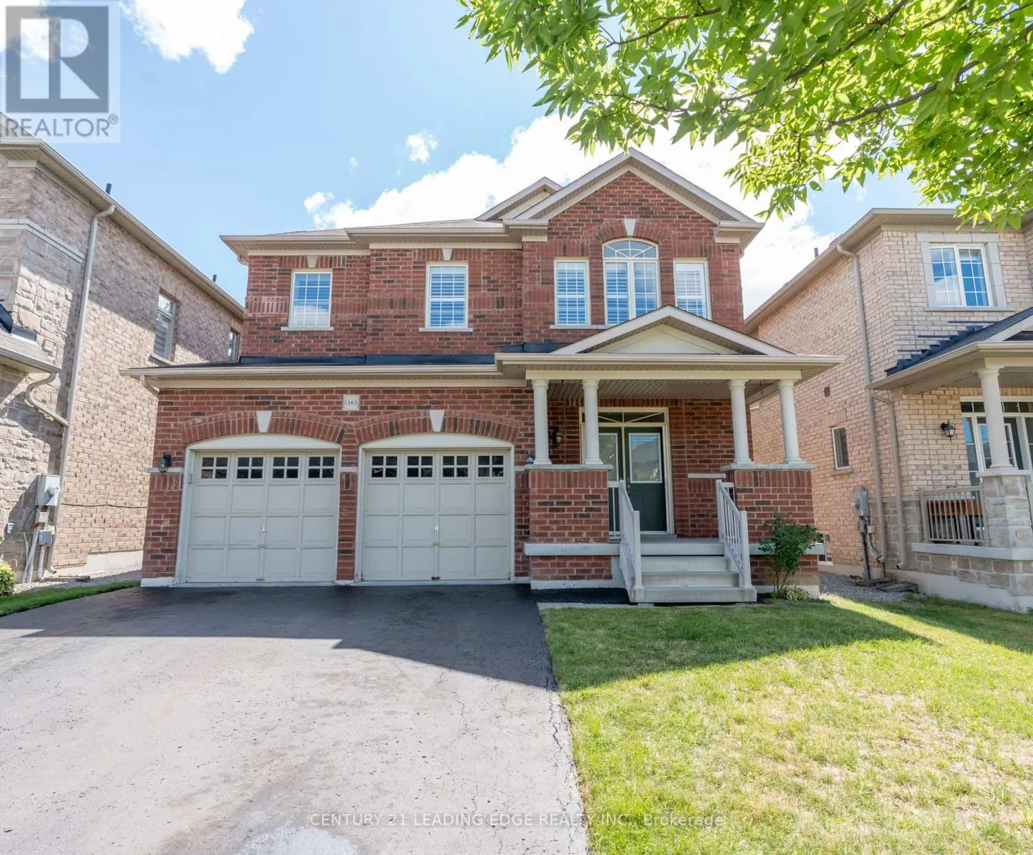 1163 STUFFLES CRESCENT