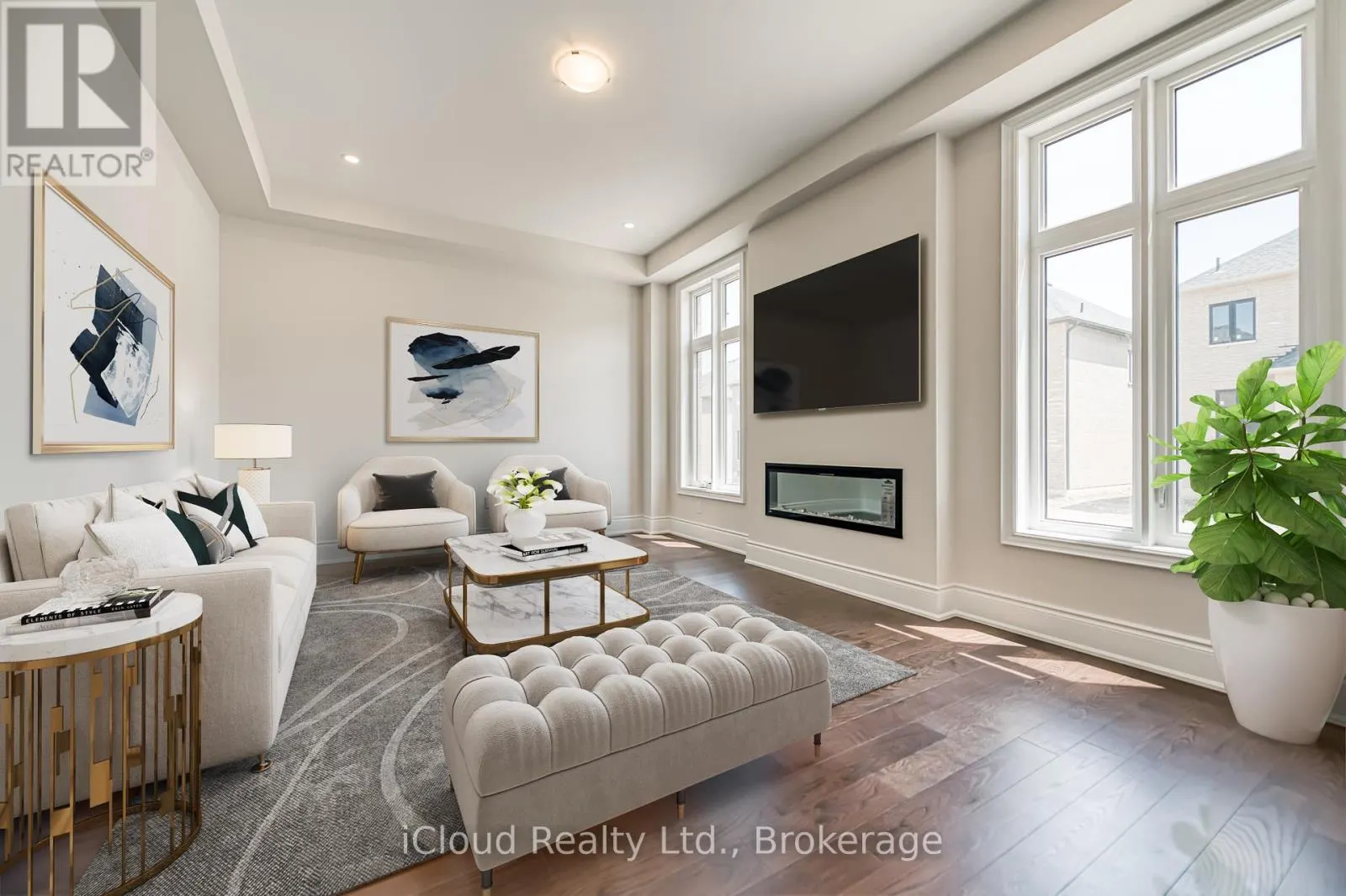 160 WINTHROP CRESCENT