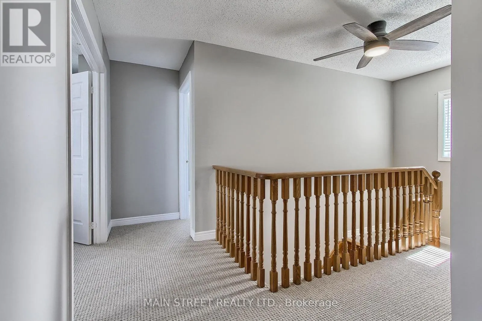 46 SILVERSTONE CRESCENT