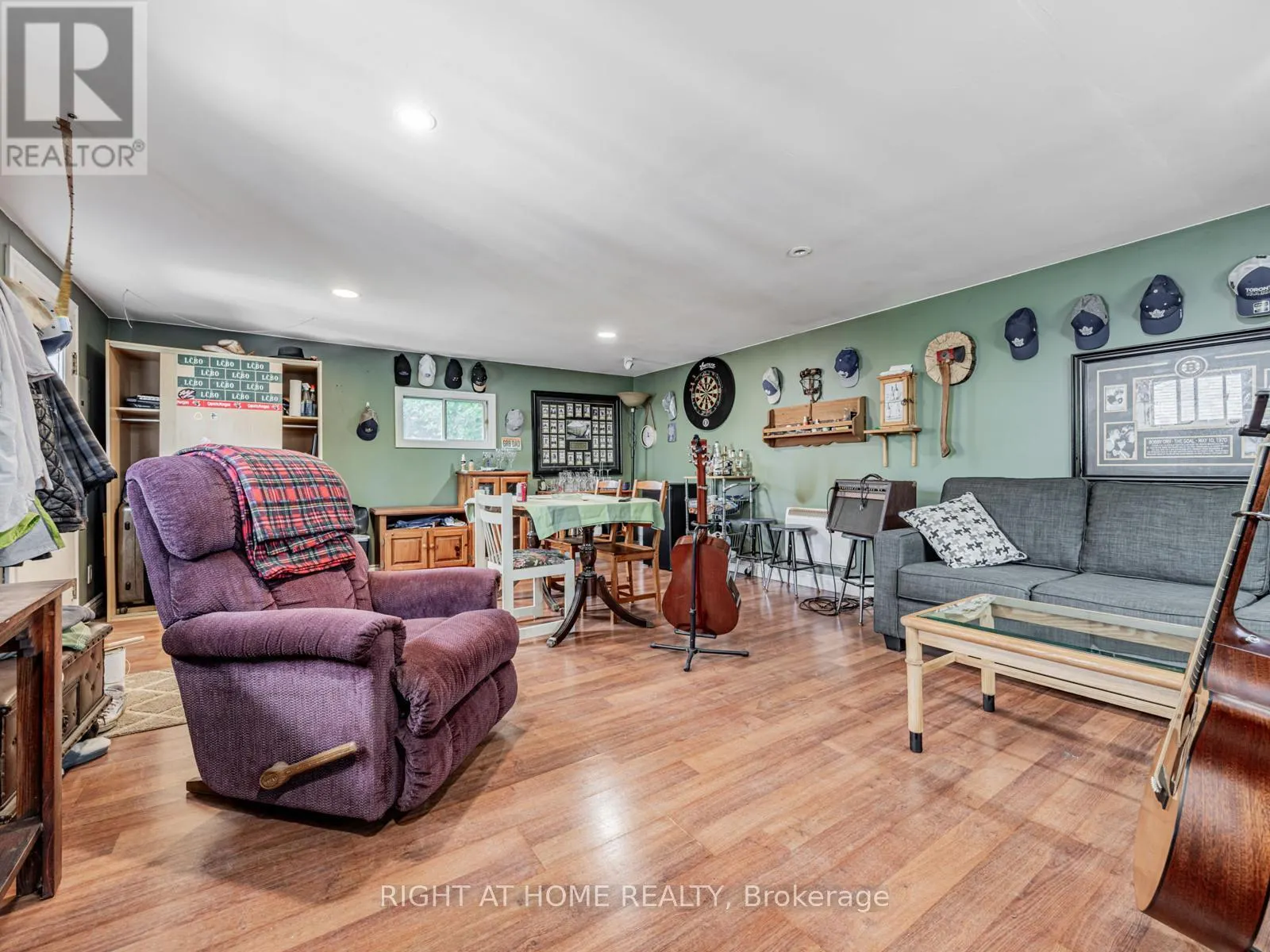 1 MAPLE GROVE STREET