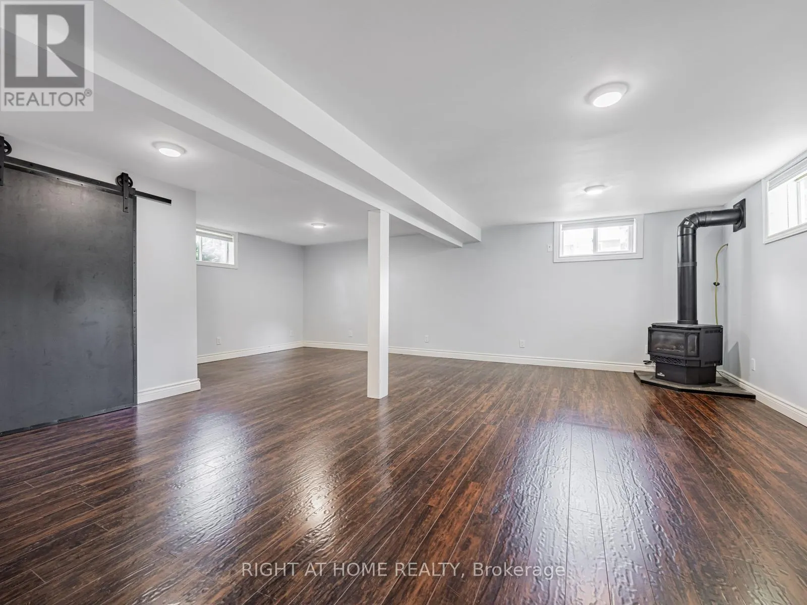 1 MAPLE GROVE STREET