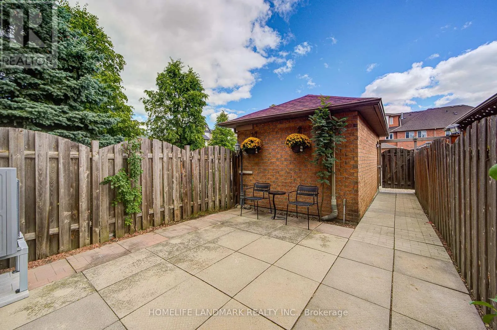 27 BUR OAK AVENUE
