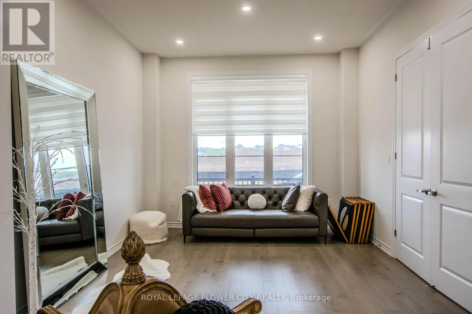 1114 WICKHAM ROAD
