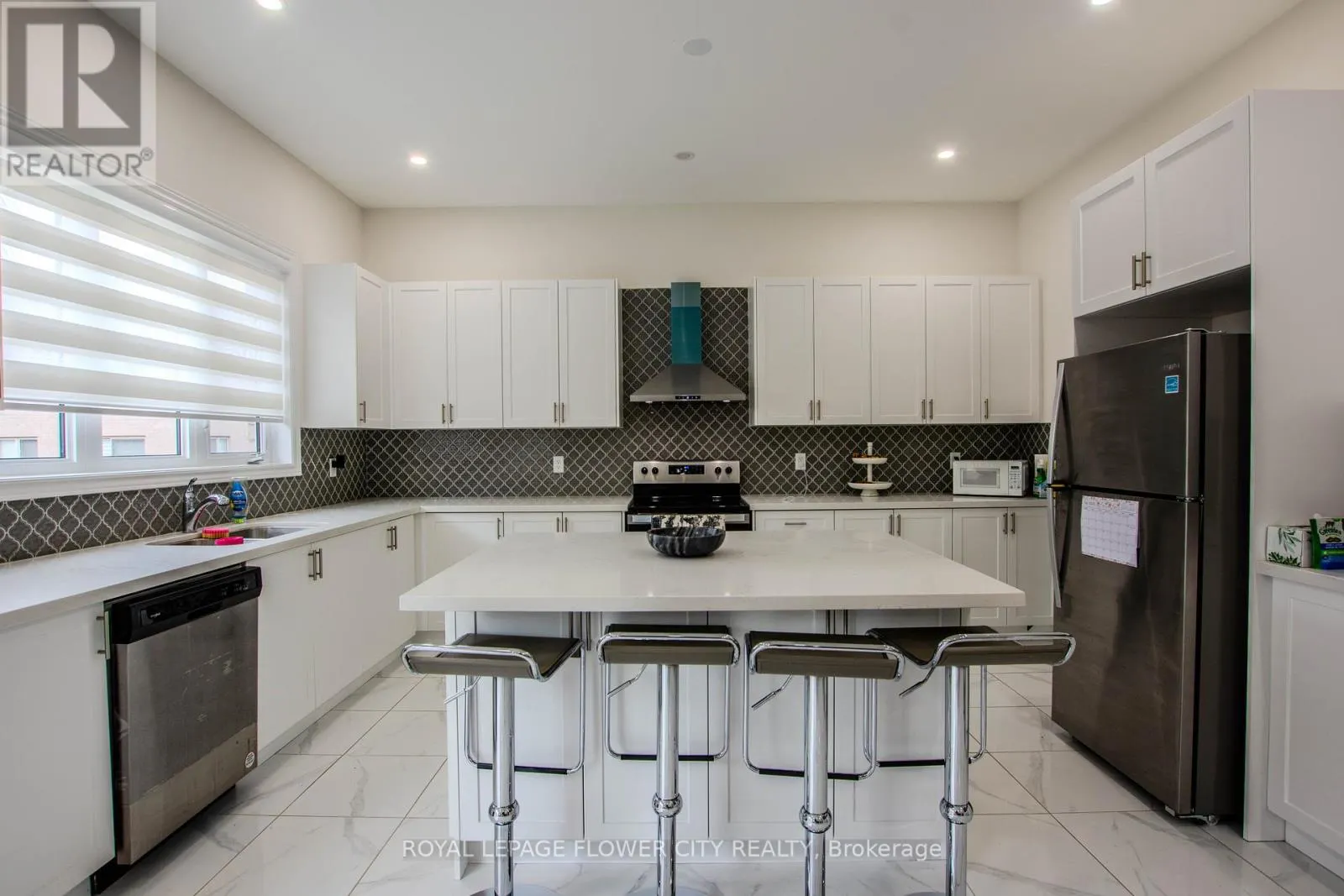 1114 WICKHAM ROAD