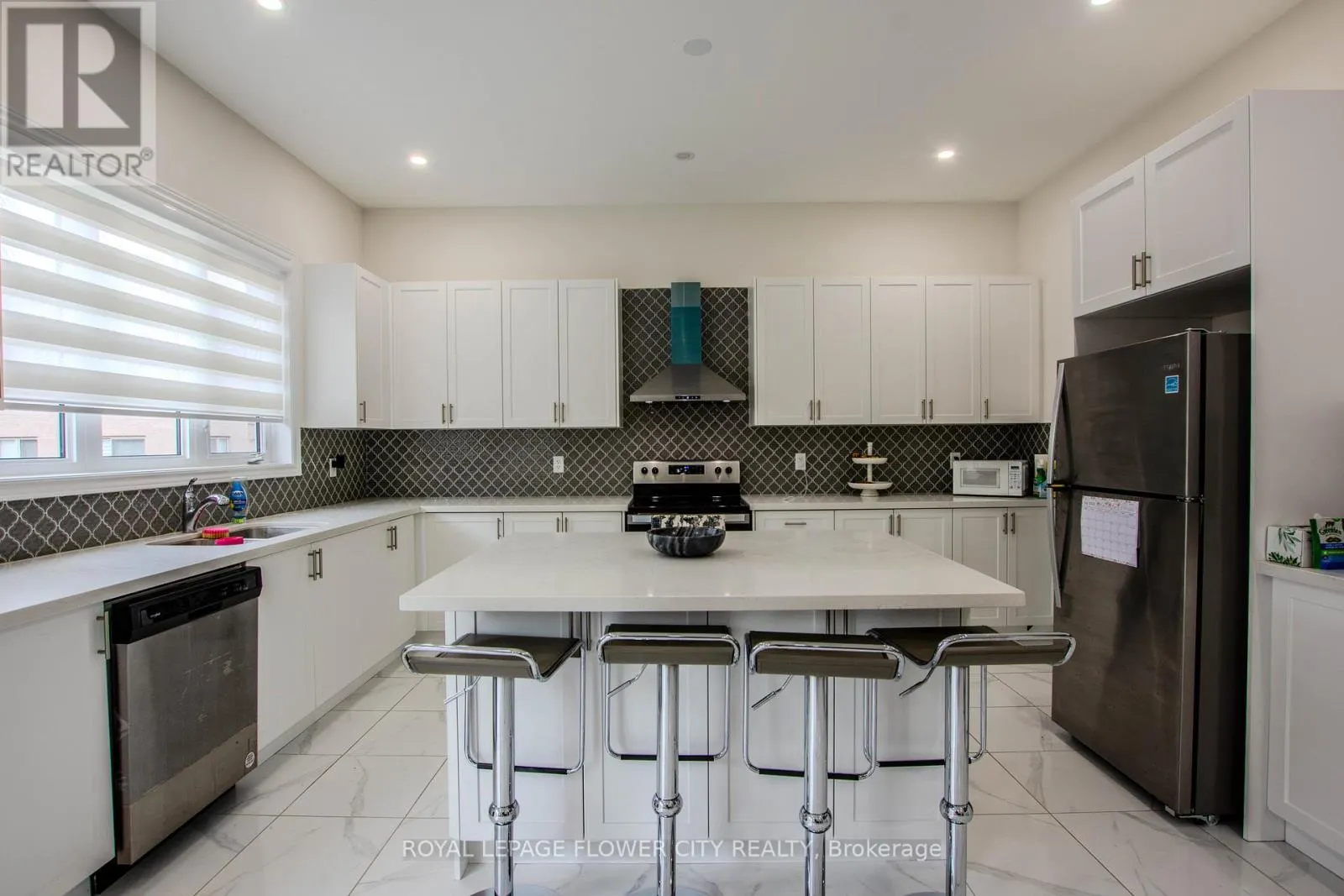 1114 WICKHAM ROAD SE