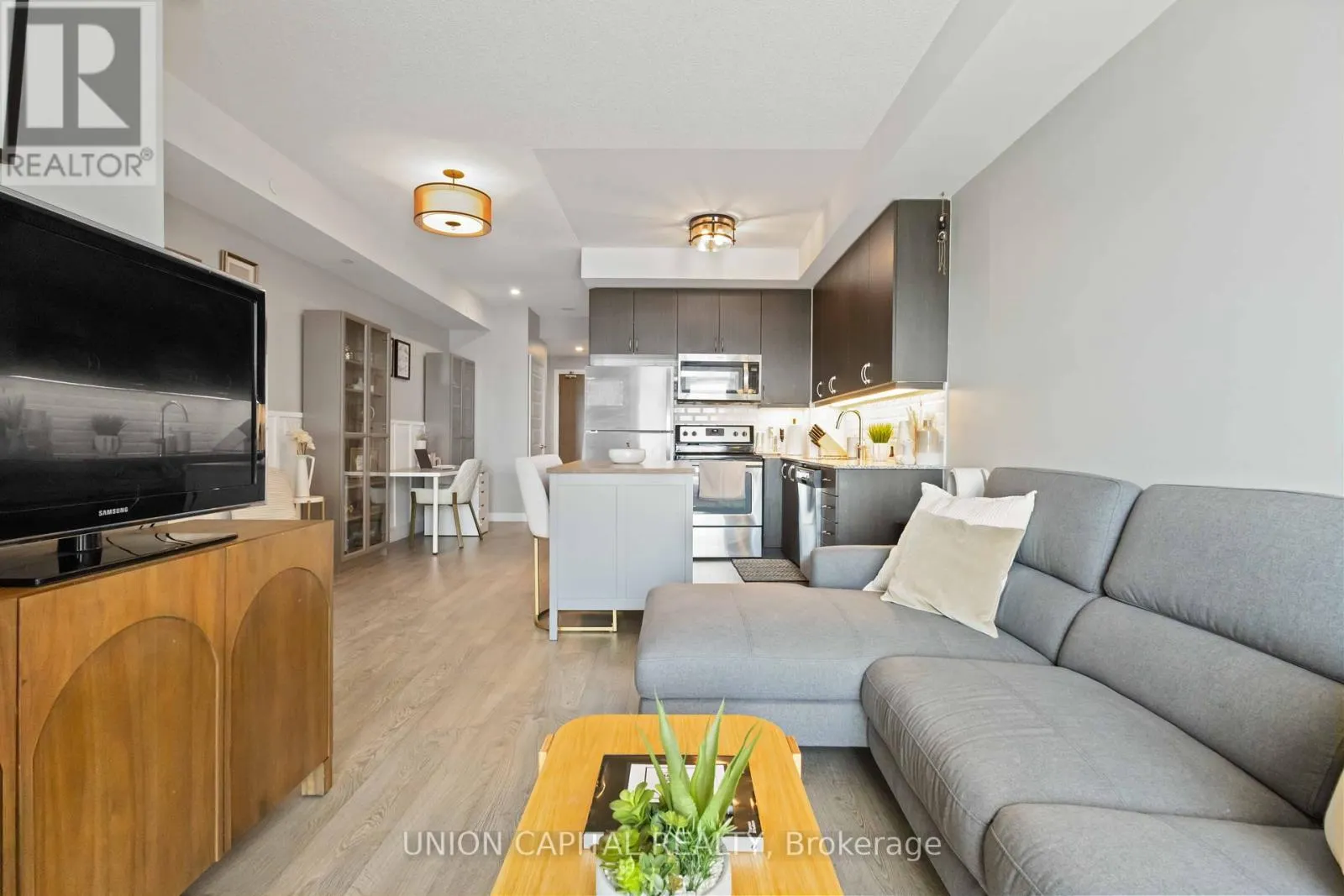 512 - 9560 MARKHAM ROAD