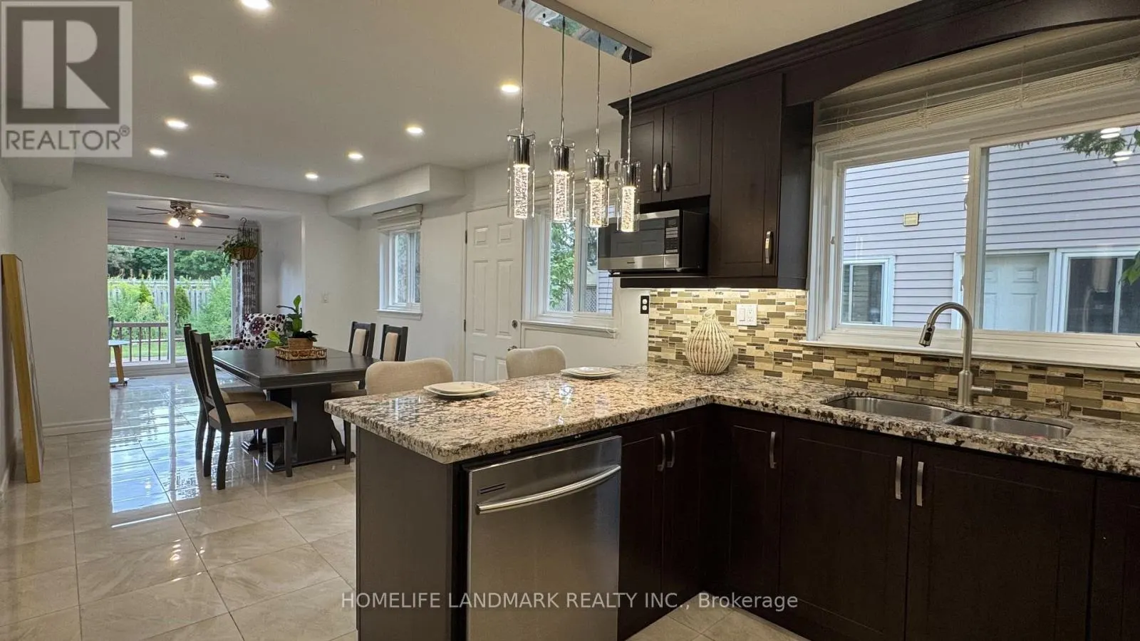 160 SNOWSHOE CRESCENT
