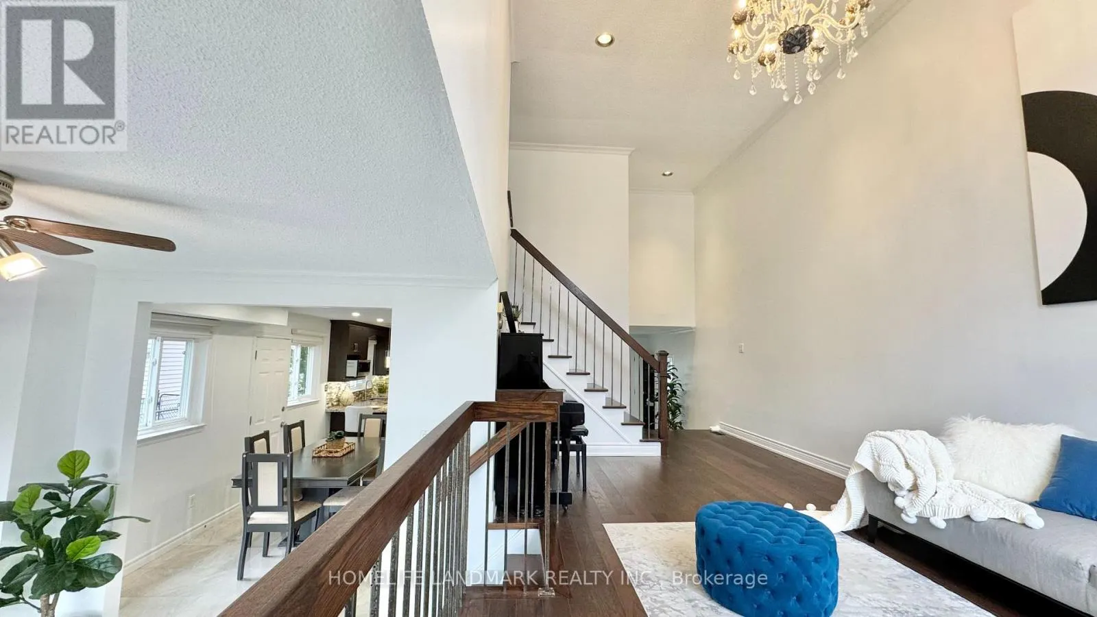 160 SNOWSHOE CRESCENT