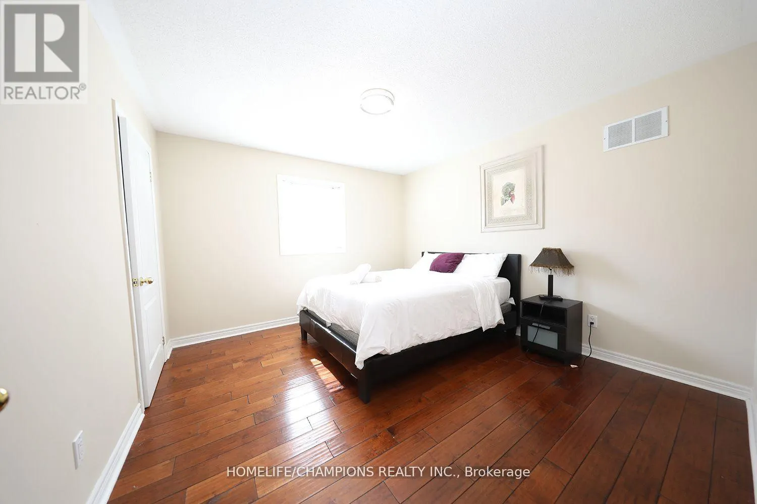 142 ESTATE GARDEN AVENUE
