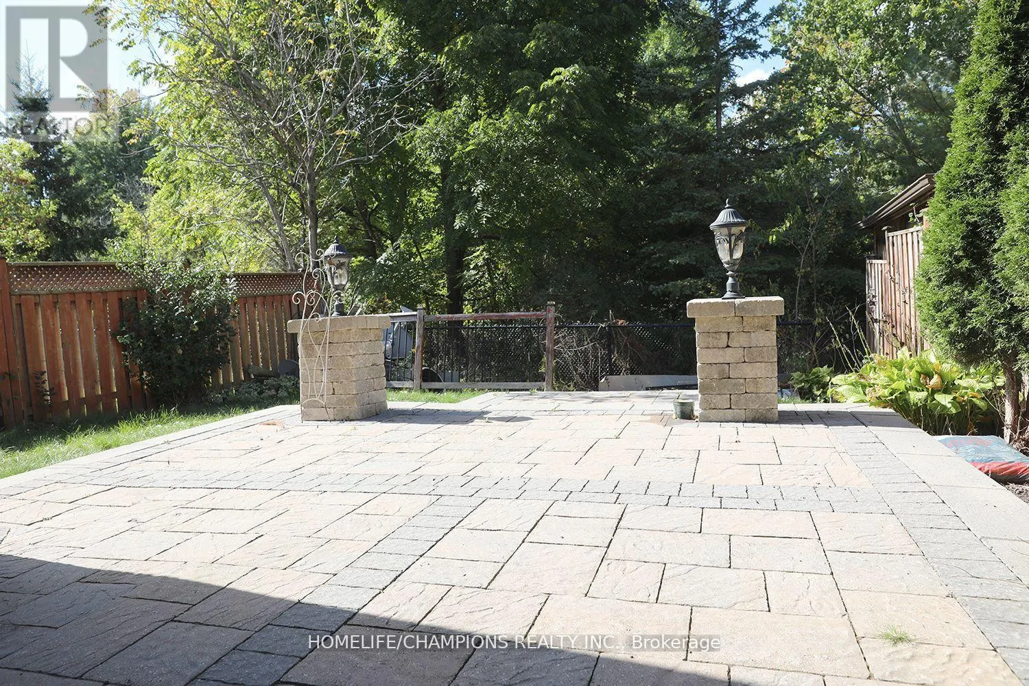 142 ESTATE GARDEN AVENUE