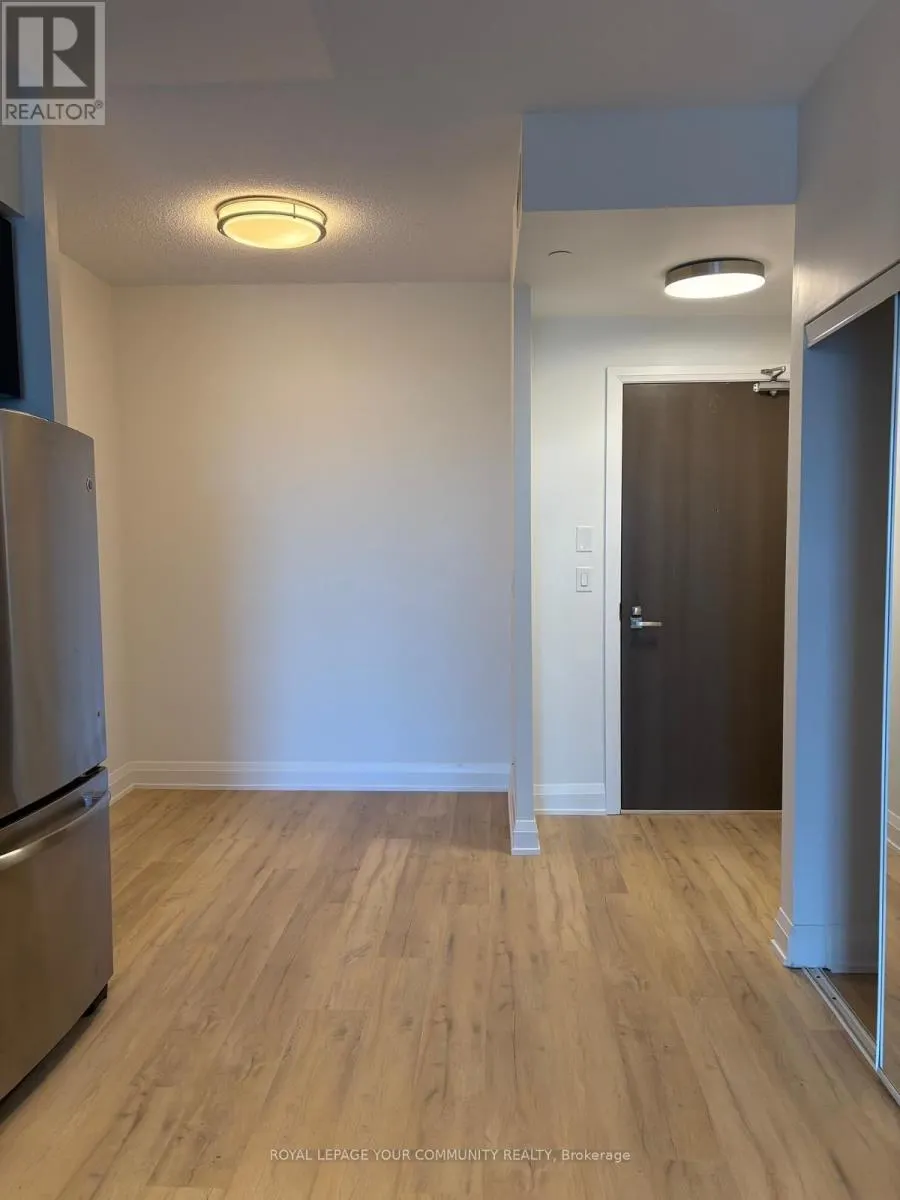 1606 - 7171 YONGE STREET