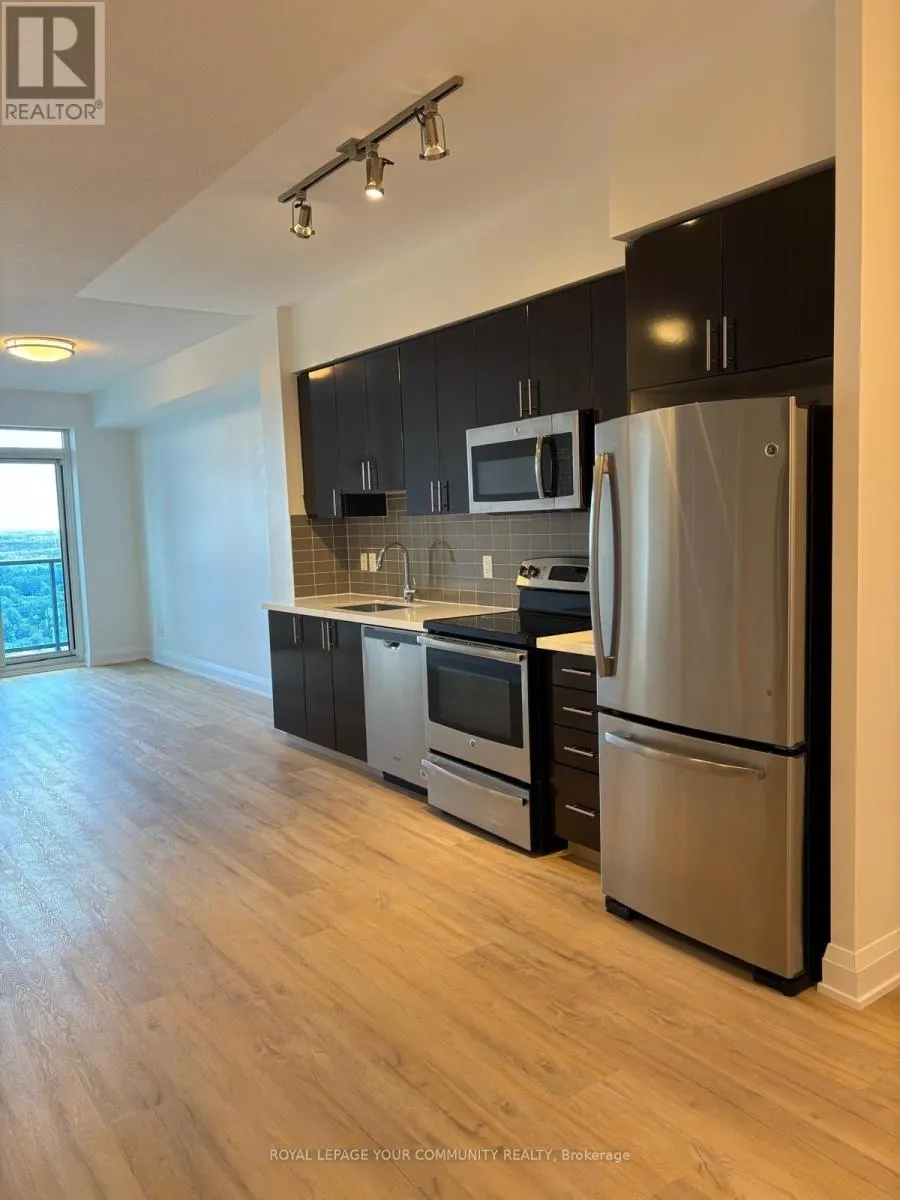 1606 - 7171 YONGE STREET