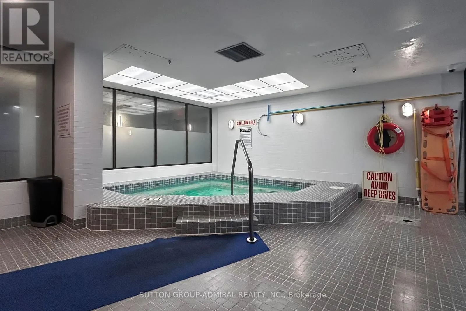 901 - 7601 BATHURST STREET