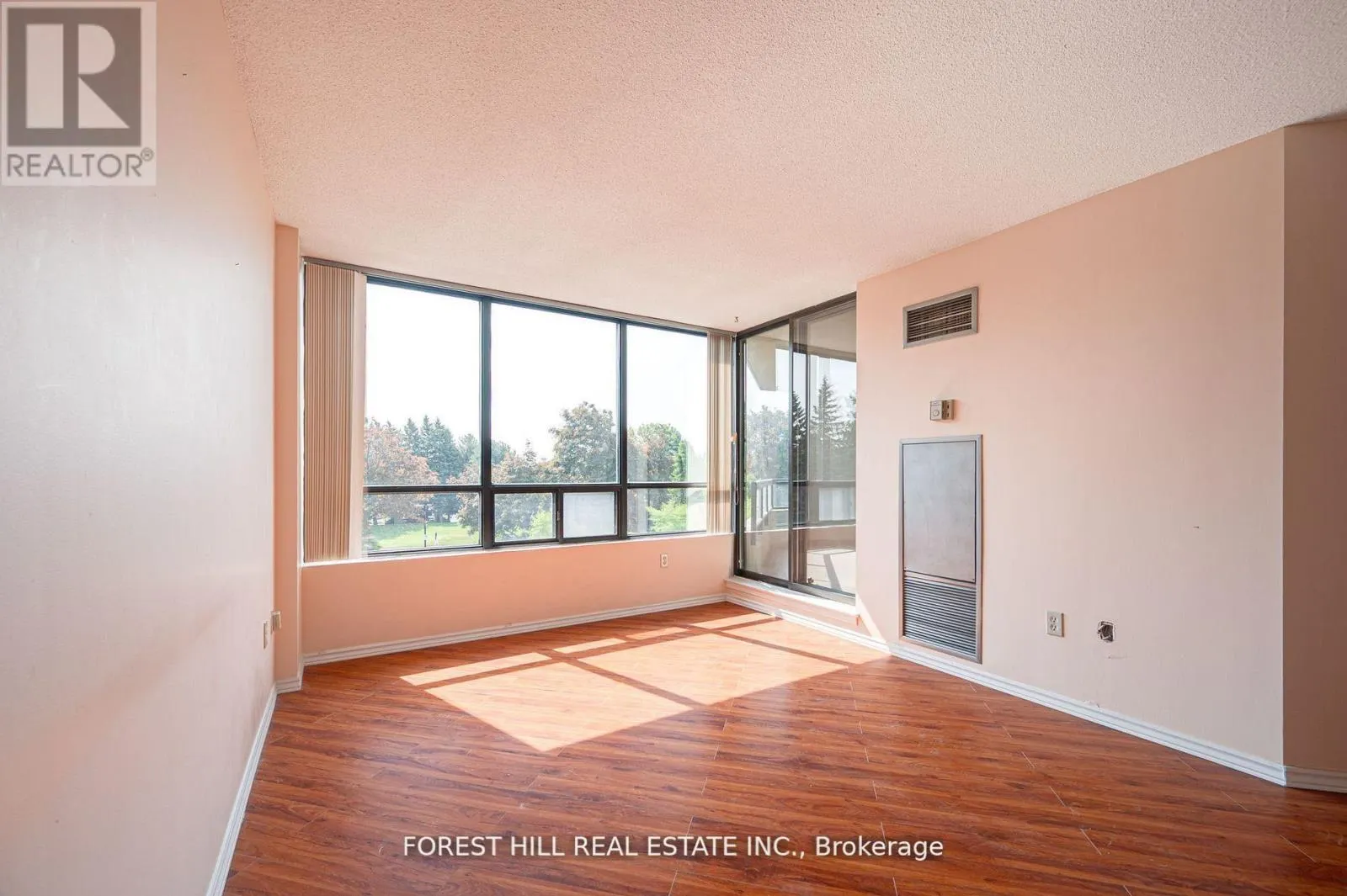 308 - 7440 BATHURST STREET
