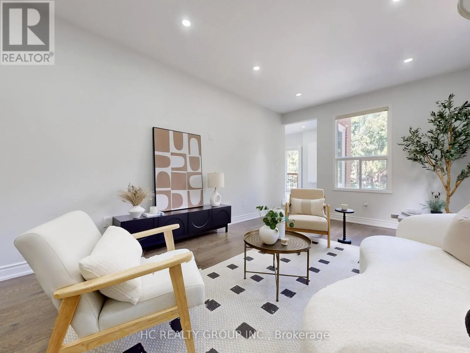 104 TILMAN CIRCLE