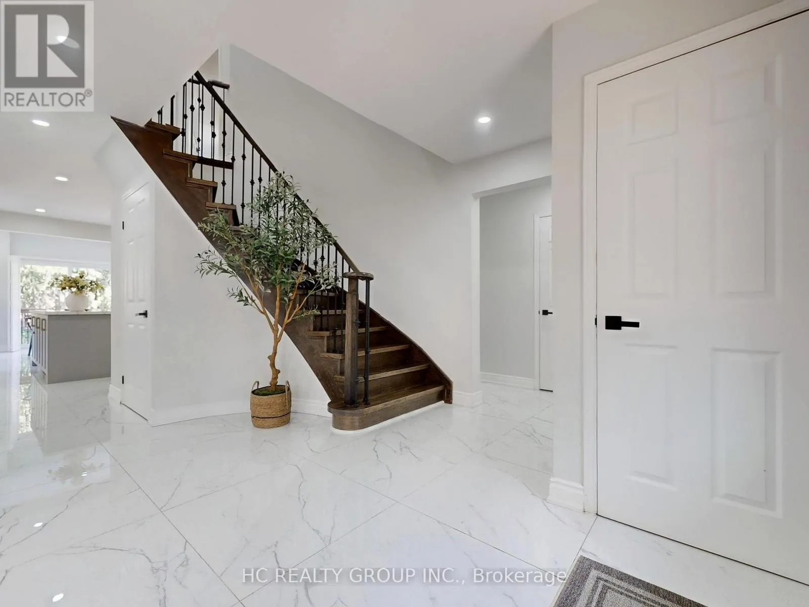 104 TILMAN CIRCLE