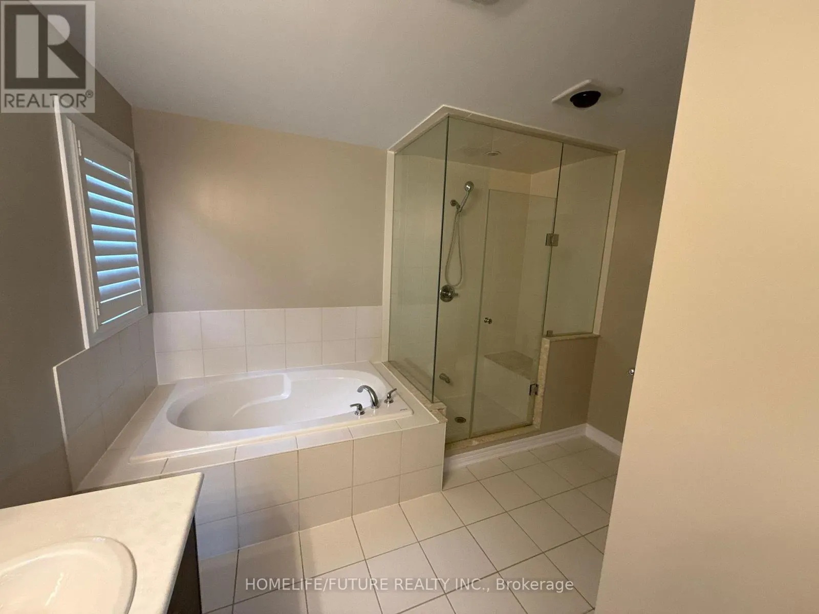 1399 LORMEL GATE