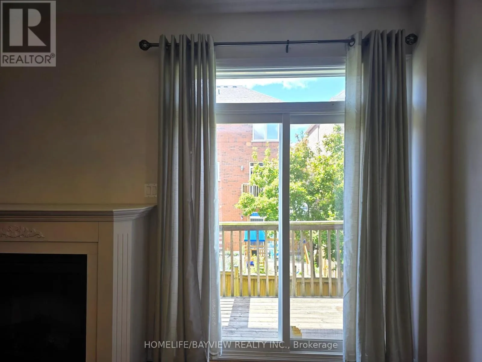 38 - 151 SILVERWOOD AVENUE