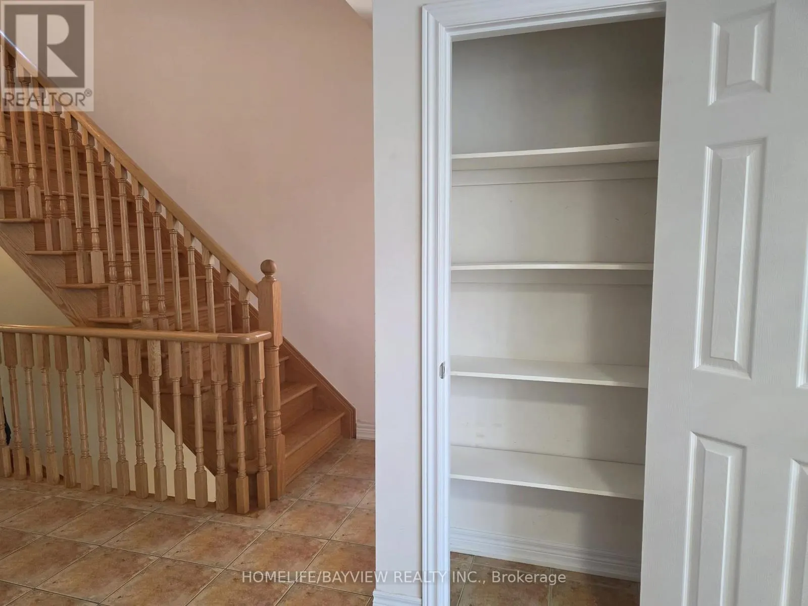 38 - 151 SILVERWOOD AVENUE