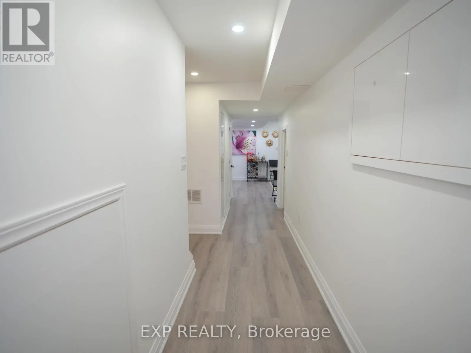 16 CORANTO WAY