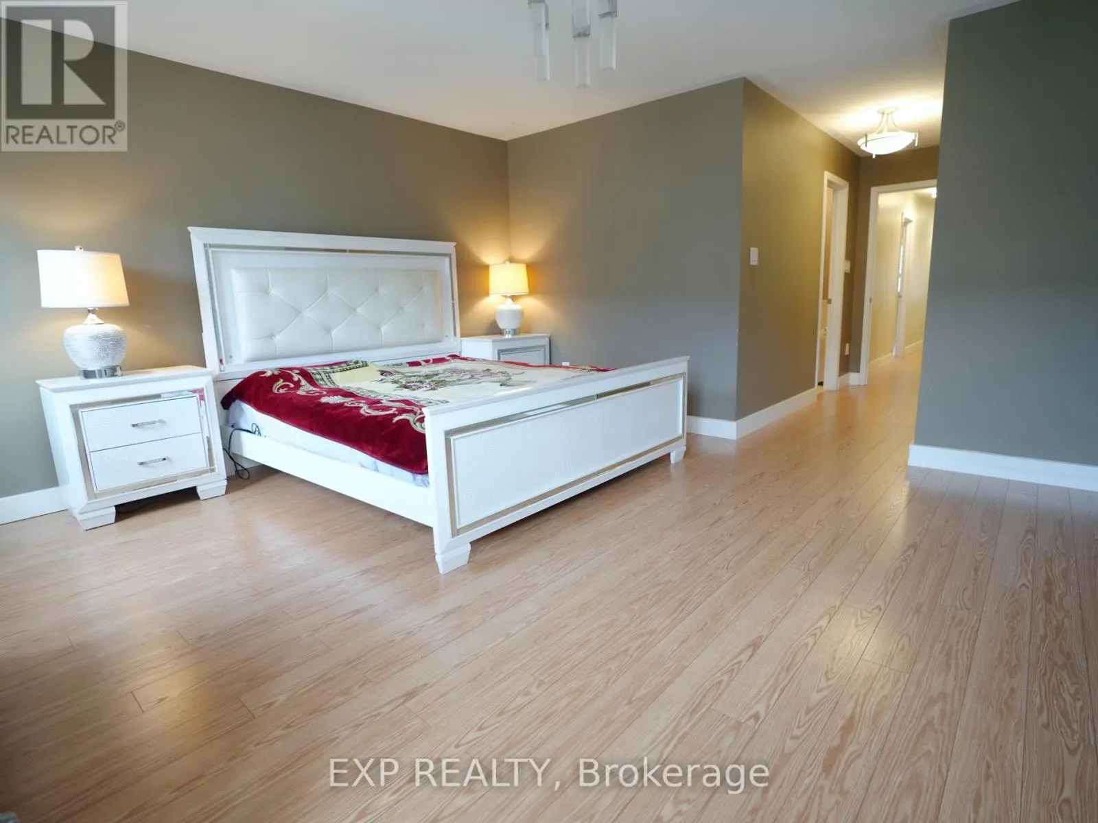 16 CORANTO WAY