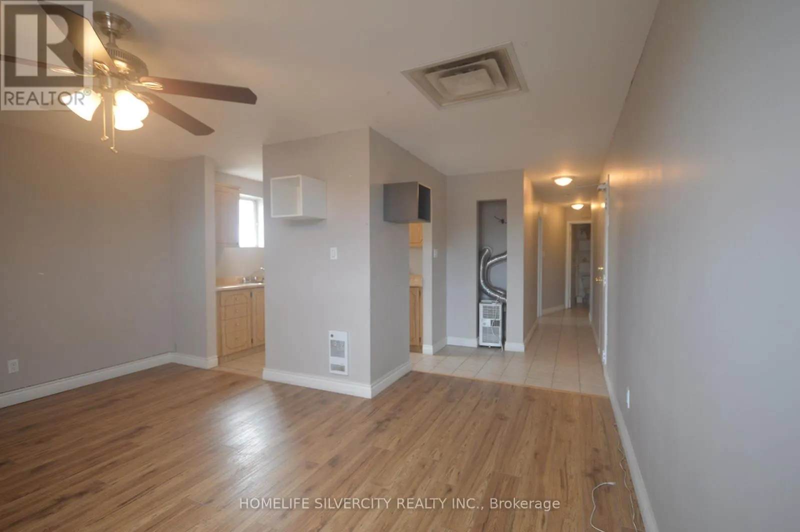 UPPER 1 - 64 HOLLAND STREET W