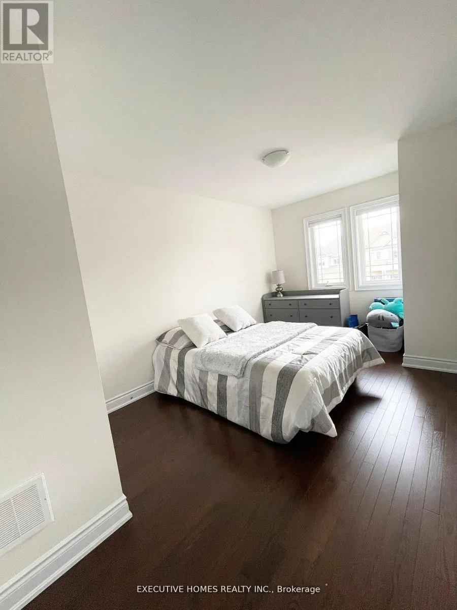 51 LORNE THOMAS PLACE