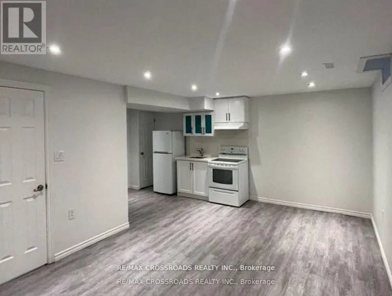 BSMT - 374 HANDLEY CRESCENT