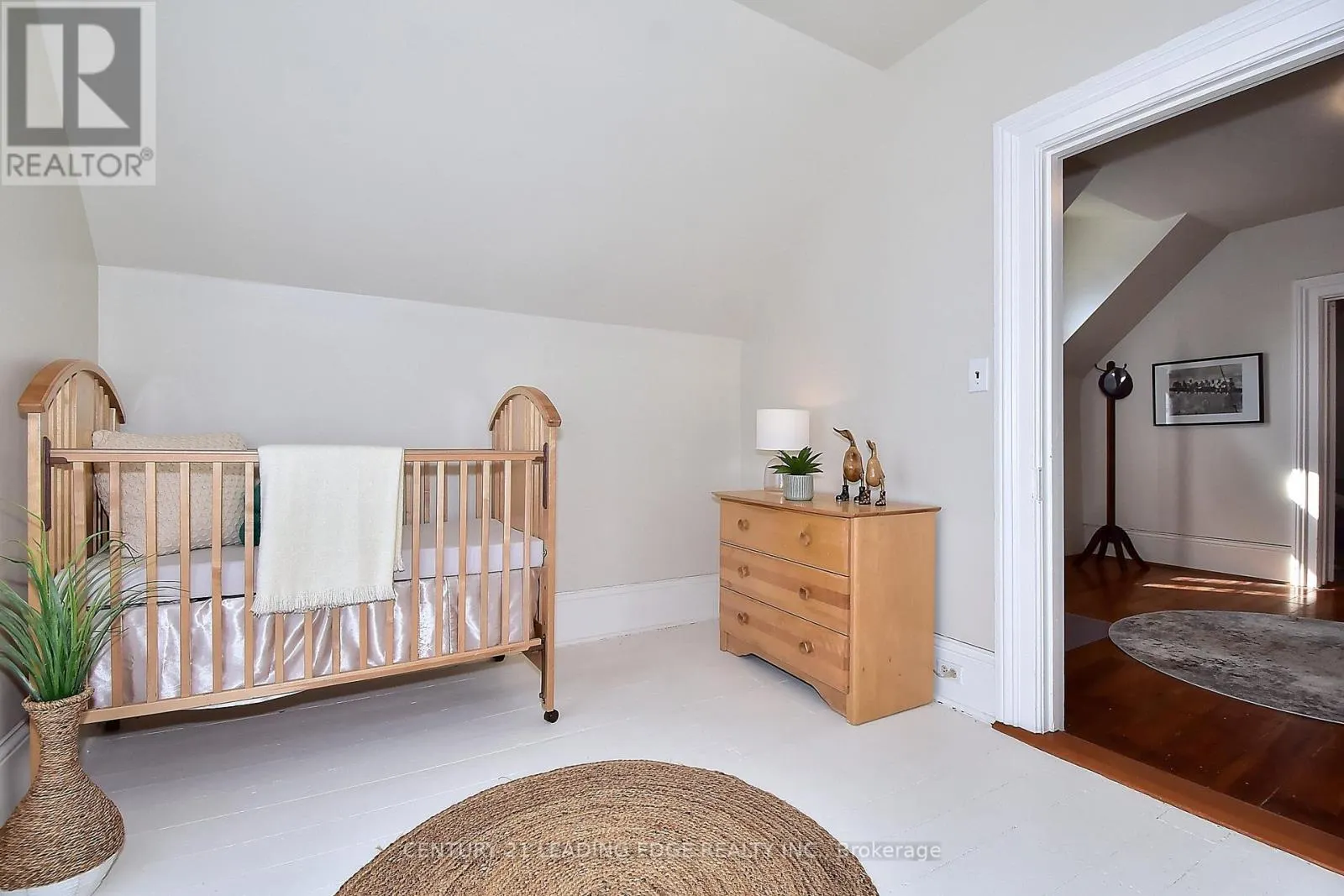 55 BROCK STREET E