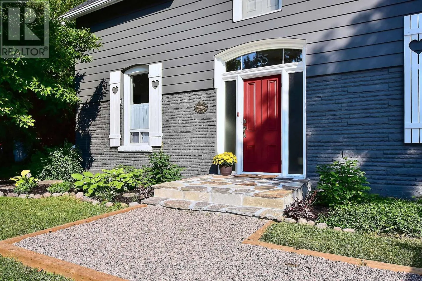 55 BROCK STREET E