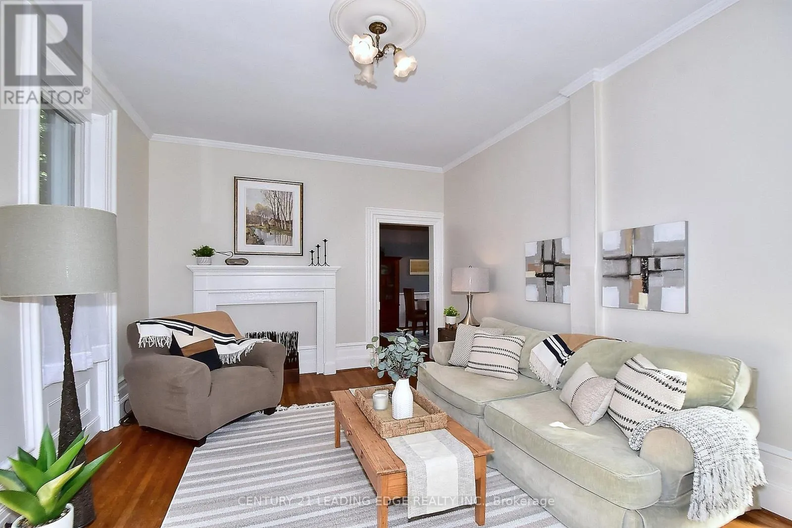 55 BROCK STREET E