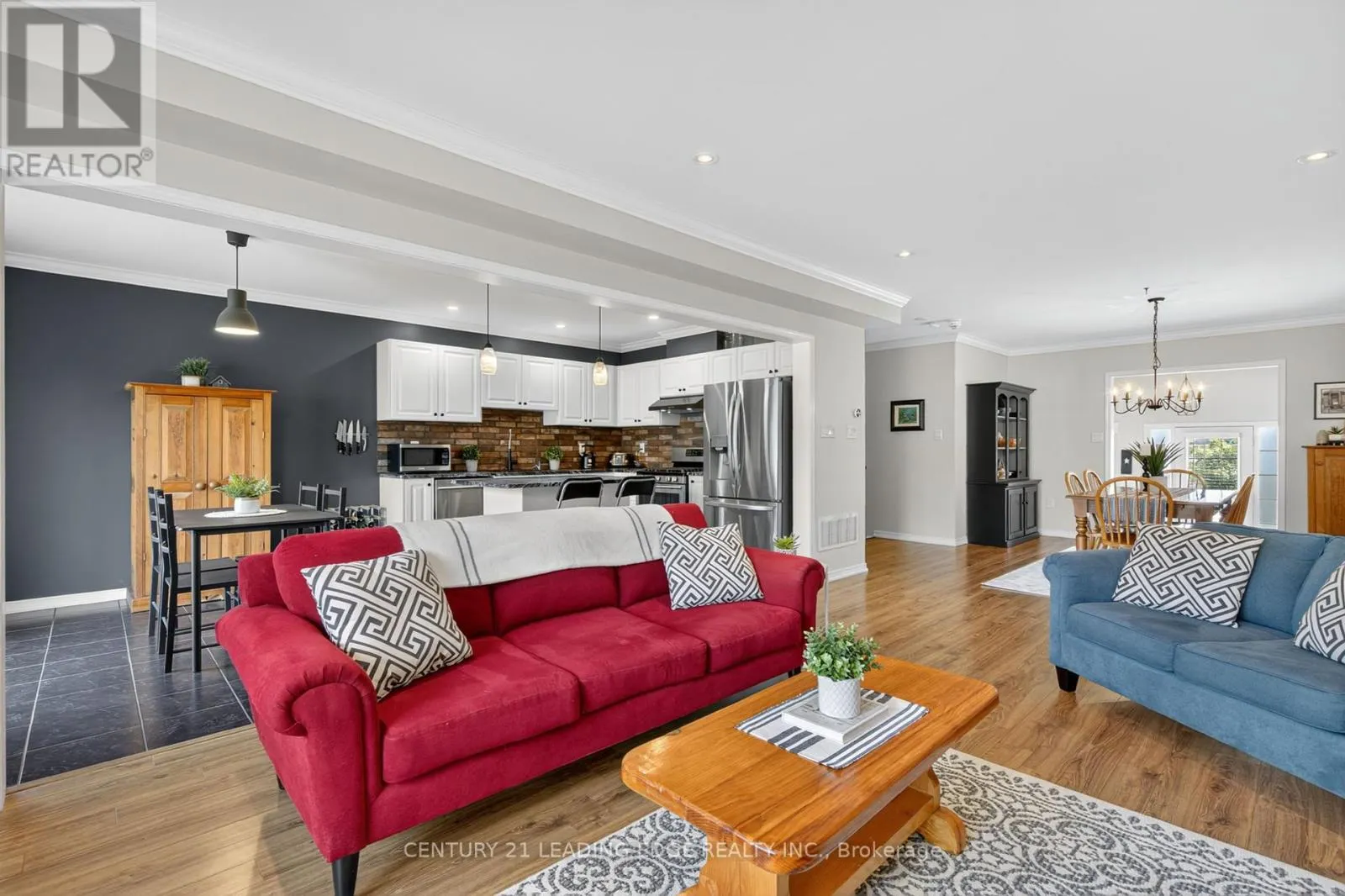 14 RENNIE STREET